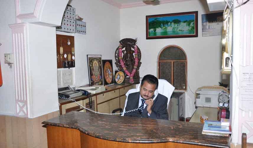 Hotel Adarsh Niwas, New Delhi 4
